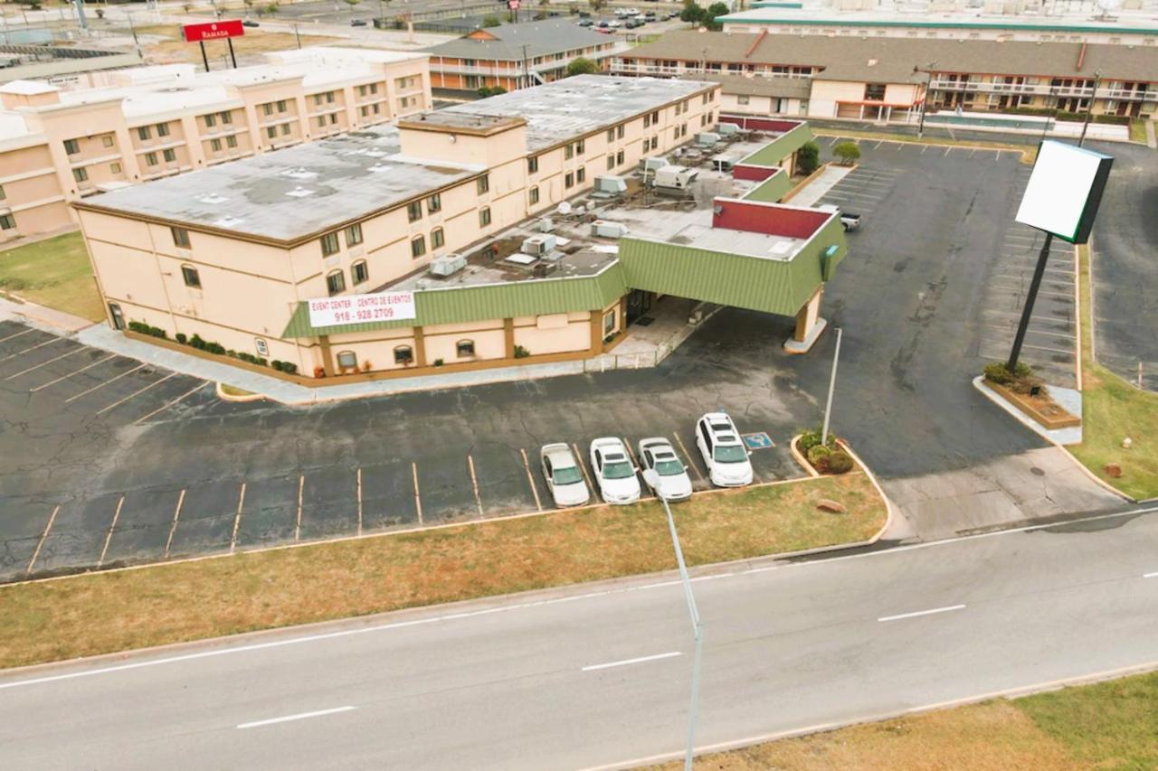 Oyo Hotel Tulsa Ok, I-44 Buitenkant foto