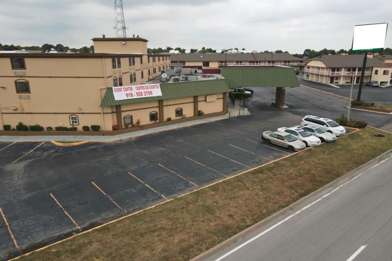Oyo Hotel Tulsa Ok, I-44 Buitenkant foto