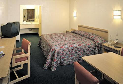 Oyo Hotel Tulsa Ok, I-44 Buitenkant foto